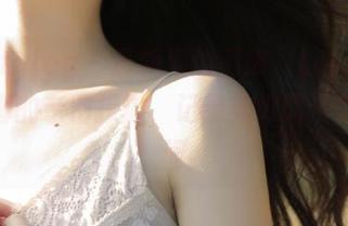 beautyleg - 最新海边图册，Lorraine与大海的亲密接触，记录美好而清新的瞬间