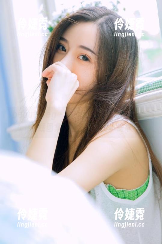beautyleg - Minnie的白衬衫风尚：在线图集中捕捉生活的小确幸-伶婕霓