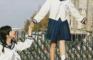 beautyleg - 体验Miya的居家写真之美，轻松获取免费作品，装点你的居家生活
