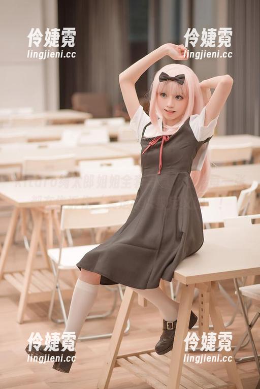 kitaro绮太郎姐姐全套写真，仿佛每一张都在告诉你‘美是可以被定义的’！-伶婕霓