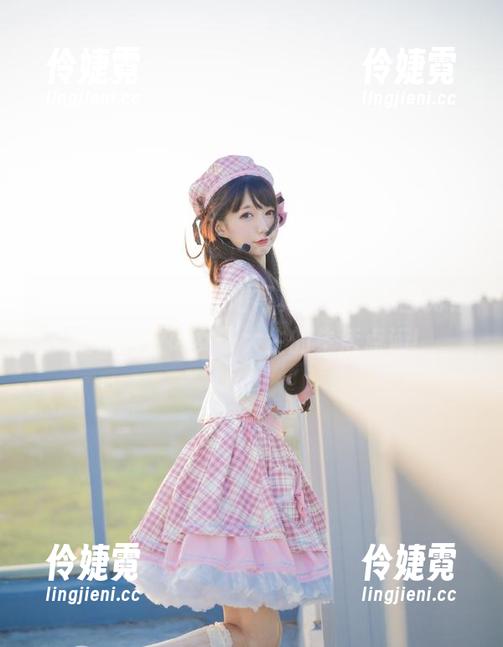 最新nagesa魔物喵写真作品，美图为你揭示物置の女子大生的生活点滴！-伶婕霓