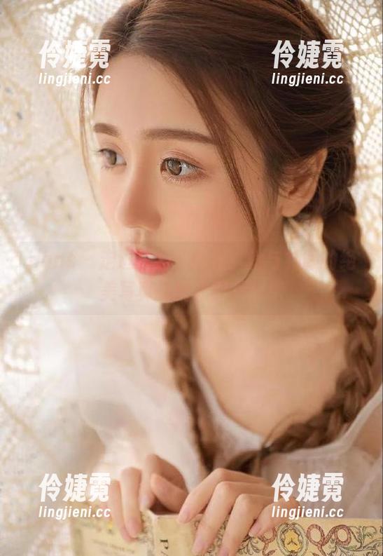 pans - 走进夏涵的世界：她与礼服的绝美写真与精致图片分享-伶婕霓