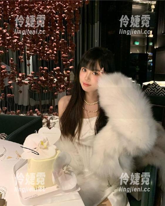 pans - 图册中的木木：温柔得让你忍不住想要闯进她的世界！-伶婕霓