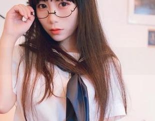 免费的usejan蓝蓝温柔写真大赏，美图尽在掌握之间