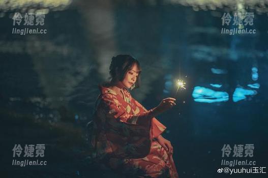 高清cos作品：yuuhui玉汇为你呈现居家写真中的精致与生活的完美结合-伶婕霓