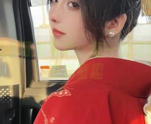 一小央泽的可爱写真：每一张定制作品都充满童趣