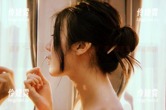 探索“一米八的大梨子”精选写真套图，思念如苦海，展现她的无限风情与美丽。-伶婕霓