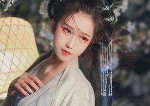 让你心动的福利！三度69加藤惠睡衣写真，感受清新优雅之美
