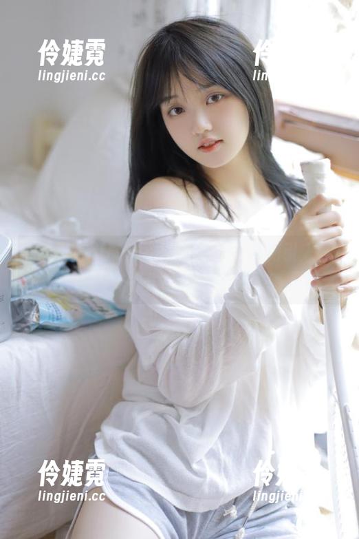 丽柜 - xilly职业装图集：一系列引人注目的作品为你提供穿搭灵感-伶婕霓