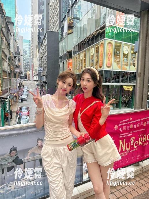 丽柜 - 佳怡短裤时尚大片，高清美图带你领略夏季的风情万种-伶婕霓