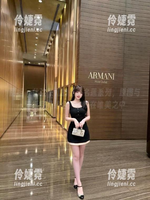 丽柜 - 体验敏儿的香浴名莲系列，原图与壁纸完美结合，沉浸在唯美之中-伶婕霓