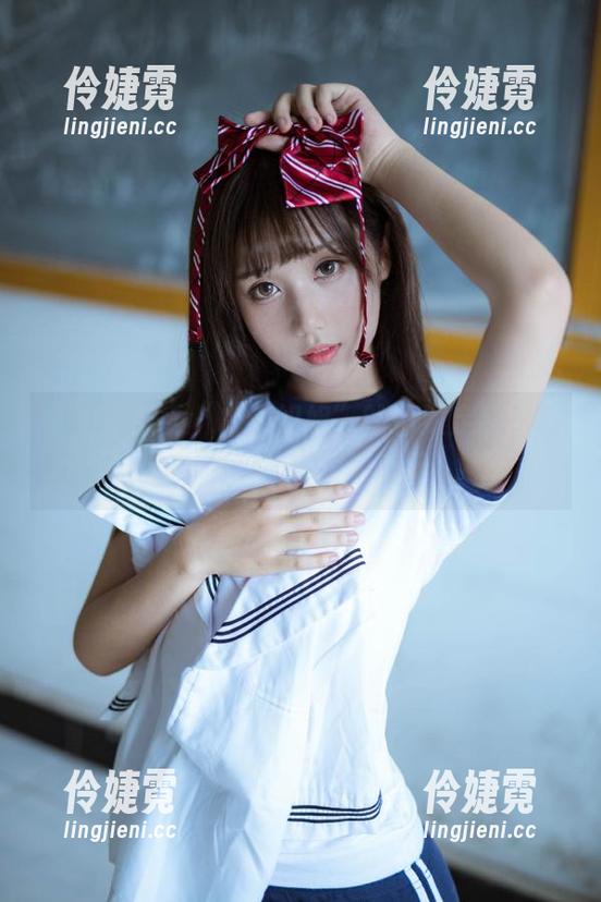 丽柜 - 感受“白云姐姐”的精致定制写真，成为最耀眼的自己-伶婕霓