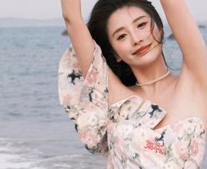丽柜 - 肖肖最新美腿写真：绝美套图资源解锁，别错过！