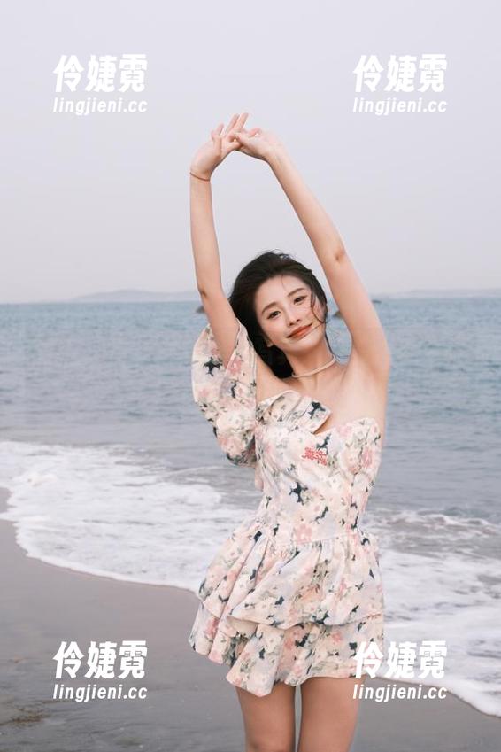 丽柜 - 肖肖最新美腿写真：绝美套图资源解锁，别错过！-伶婕霓