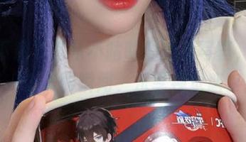 高清下载九言从不咕咕的短裙写真，记录每一个美丽瞬间，乐享视觉盛宴！