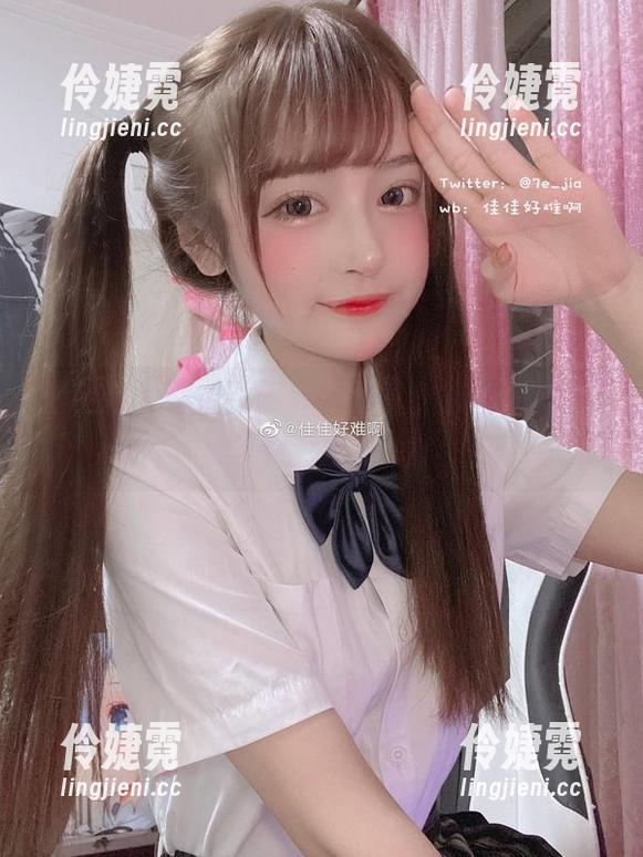 佳佳好难啊最新写真集分享，微博36套合集带你领略魅力-伶婕霓