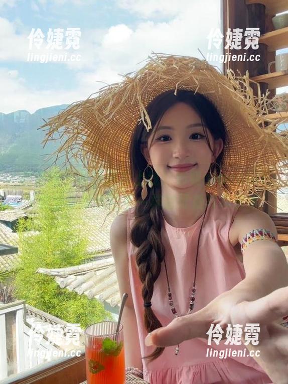 微密圈 - 最新图库上线！俏妞qiaoniuTT教室带你体验不一样的可爱写真艺术-伶婕霓