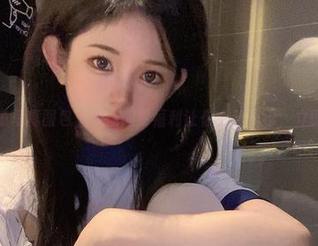 倦倦喵黑猫写真图包上线，限时福利让你心动不已，立即获取吧！