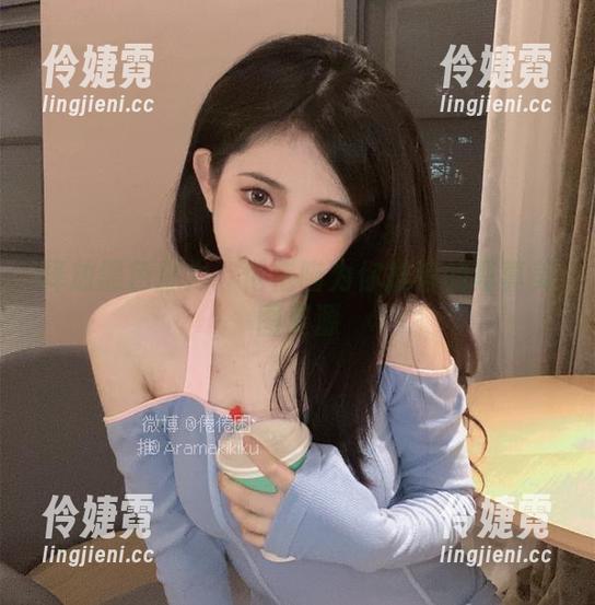 释放黑色魅力：倦倦喵为你推荐的写真美图资源-伶婕霓