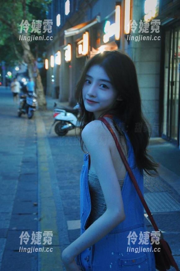 克拉女神 - 孟君夏天写真全集：甜美与阳光交织的梦幻瞬间-伶婕霓
