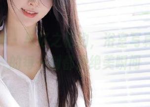 克拉女神 - 与忆之相约，浴室写真图包中的每一刻都是绝美瞬间