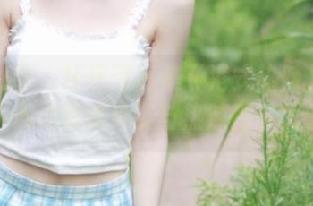 初夏女神 - 环环写真集《港式热辣》新更新，展现绝美身姿与热辣都市故事！