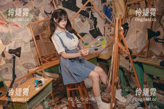 一起走进咬一口兔娘的万年萝莉纳西妲写真世界，图包精彩纷呈！-伶婕霓