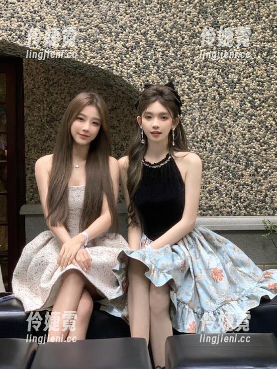 嗲囡囡 - 免费下载PaPa妈咪黑丝系列合集，带你进入她的写真世界！-伶婕霓