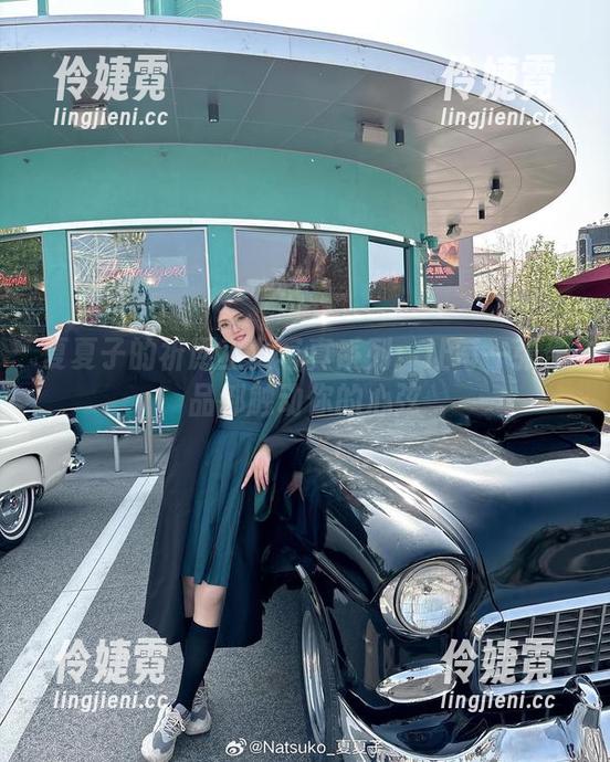 夏夏子的祈愿巫女写真系列：让每一张作品都触动你的心弦-伶婕霓