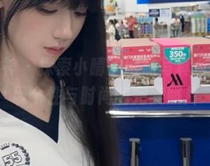 头条女神 - 探索小晴子网袜写真合集，展现个性与时尚的完美照片