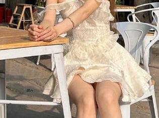 头条女神 - 夏日狂欢季，王竹带来的免费写真图片，刷新你的视觉体验！