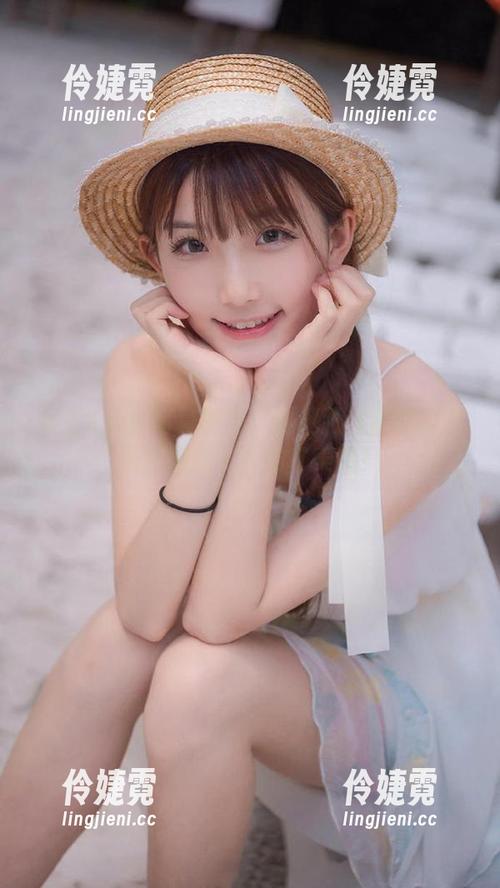 女主K天台写真图包：这几张作品的构图居然刷新了我的审美观！-伶婕霓