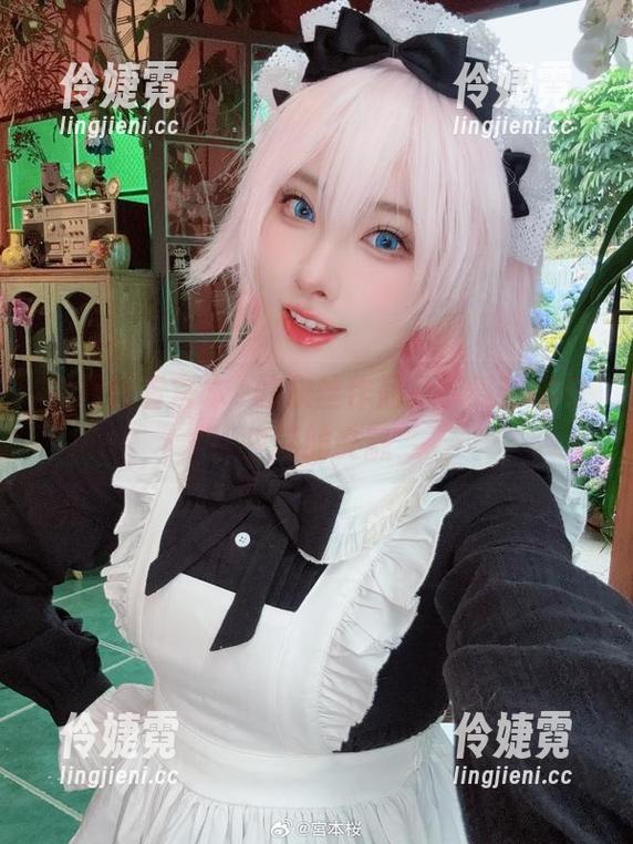 轻松观看宫本桜的灰丝作品，享受艺术与生活的交融-伶婕霓
