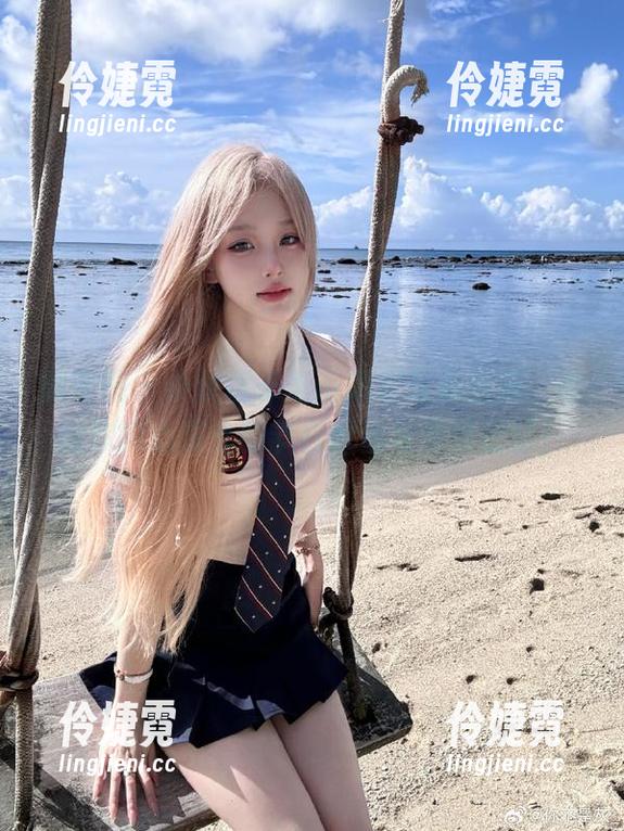 微密圈 - 小优优子圣诞限定写真全集，唤起你内心深处的节日欢愉与温情记忆！-伶婕霓