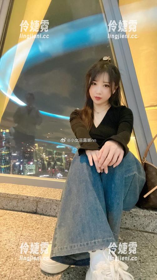 邀你欣赏：小女巫露娜黑茶写真合集全新更新，惊艳发布！-伶婕霓