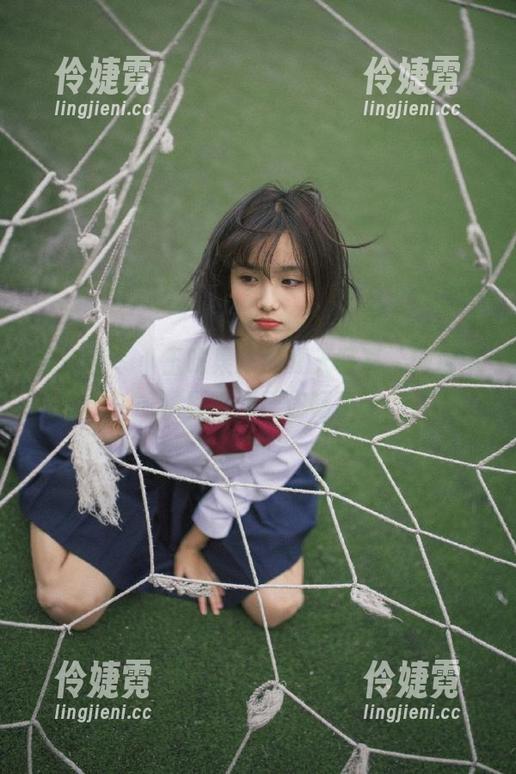 微密圈 - 小玉吃果冻的夏天写真，网盘中精彩瞬间任你畅享-伶婕霓