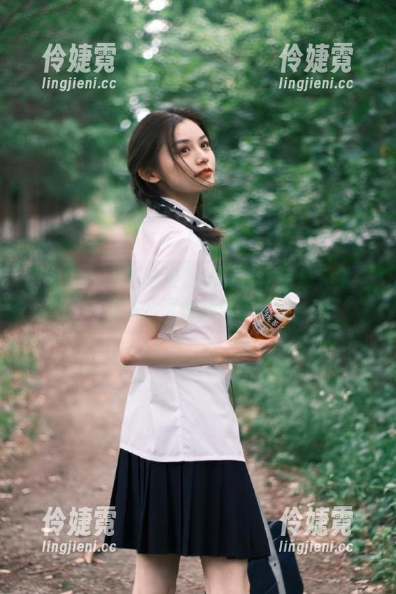 微密圈 - 小玉吃果冻的美足作品集大赏：细节分享中的迷人瞬间-伶婕霓
