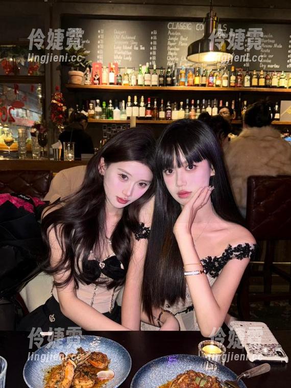 尤果网 - Sara连衣裙写真大全，免费资源分享，助你轻松获取！-伶婕霓