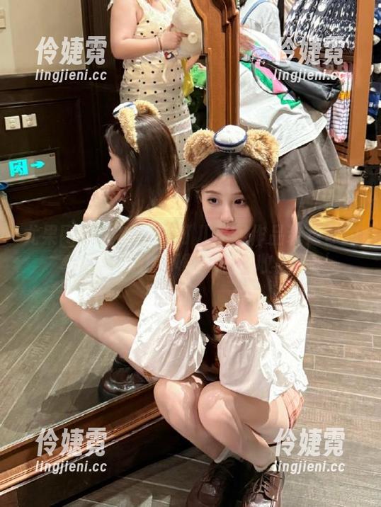 尤果网 - 让Sukki可儿美足作品装点你的生活，随时下载，随心收藏！-伶婕霓