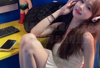 尤果网 - 在线高清浏览妮小妖天台写真，尽览靓丽瞬间与独特魅力