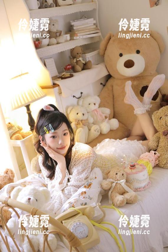 尤果网 - 看看林妃媛的长腿作品，难道她和飞天大圣有什么秘密吗？-伶婕霓