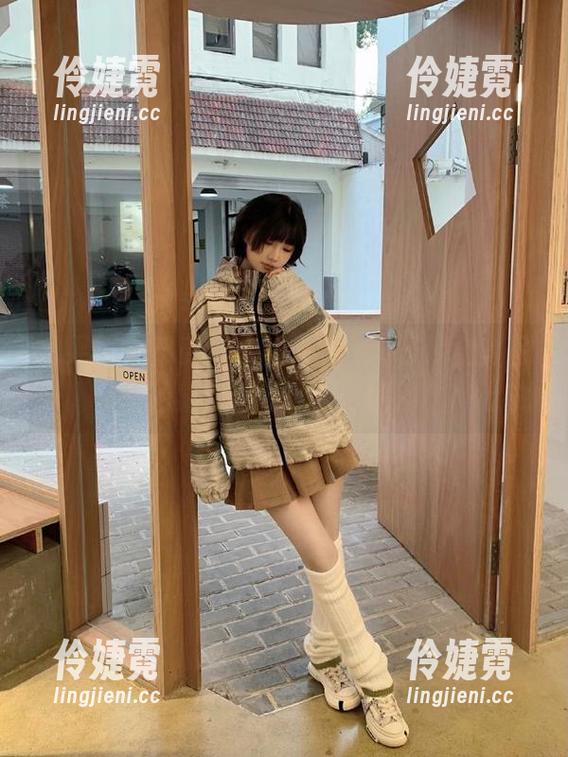 尤果网 - 感受双人的温暖，游子熙全套写真图集带你领略浪漫瞬间！-伶婕霓