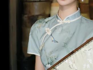 尤果网 - 图库里的球球女友：每一张写真都是一段自嘲的故事！