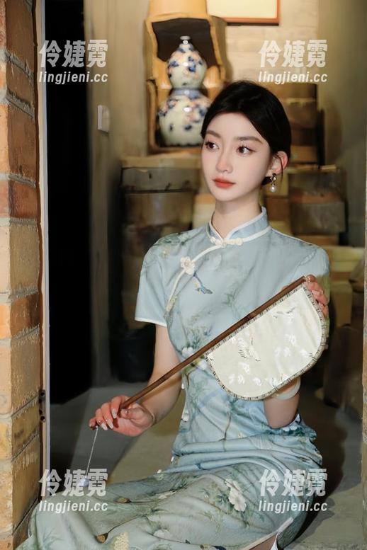 尤果网 - 图库里的球球女友：每一张写真都是一段自嘲的故事！-伶婕霓