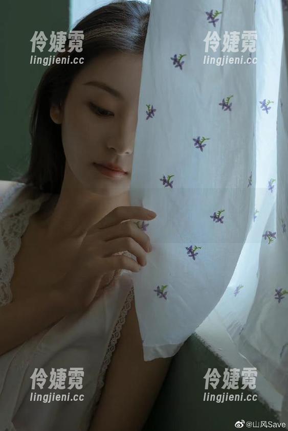 尤果网 - 笑笑带你走进修女的世界，感受写真与照片中的纯粹与宁静-伶婕霓