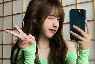 尤果网 - 透视若涵的白色全套写真，品味每一帧的故事与情感释放