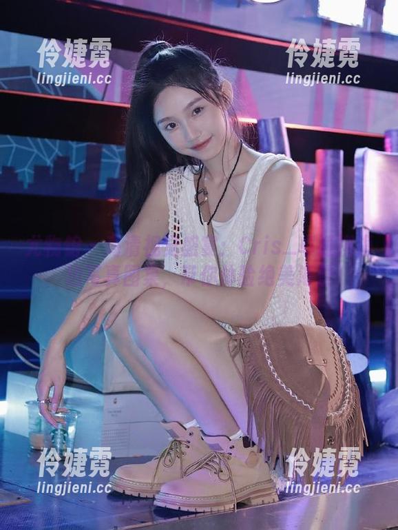 尤物馆 - 高清视觉盛宴：Cris_卓娅祺海边写真图集，带你体验绝美海景-伶婕霓