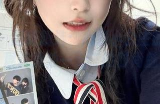 尤蜜荟 - 超级精选：心妍小公主的网袜套图，展现她独一无二的时尚魅力。