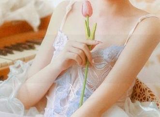 尤蜜荟 - 菲儿beauty的棉袜魅力：精彩套图分享，感受细节带来的温暖