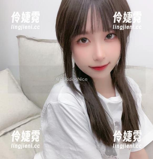 海边的私房故事:布丁大法写真作品中的独特视角与情感-伶婕霓 海边的私房故事:布丁大法写真作品中的独特视角与情感-伶婕霓